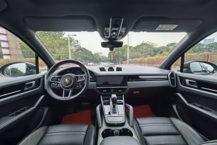 保时捷 Cayenne新能源 2019款 Cayenne E-Hybrid 2.0T中控内饰7009