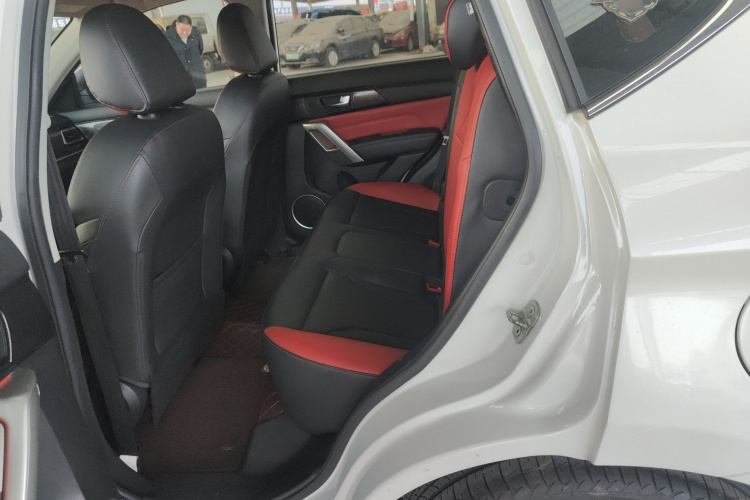 哈弗H2 2017款 蓝标 1.5T 自动两驱豪华型中控内饰7004