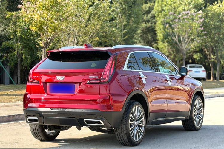 凯迪拉克XT4 2024款 28T 两驱尊贵型车身外观6004