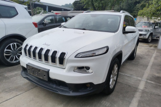 Jeep 自由光 2016款 2.0L 优越版