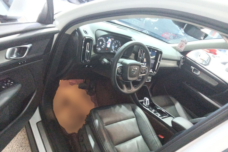 沃尔沃XC40 2022款 T4 四驱智远豪华版中控内饰20