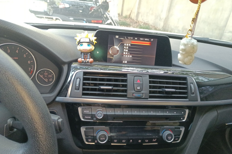 宝马3系 2016款 320Li 时尚型局部细节16