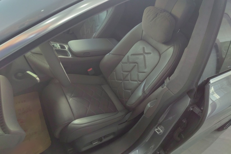 蔚来ET7 2024款 100kWh 行政签名版中控内饰19