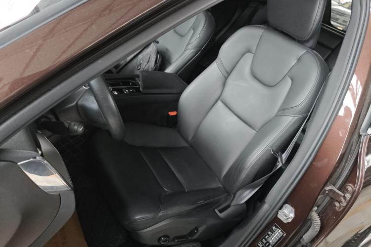 沃尔沃XC60 2019款 T5 四驱智逸版 国VI局部细节19