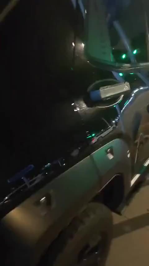 坦克400 2025款 2.0T 汽油版讲解1