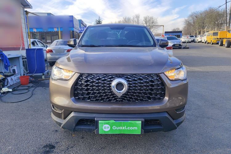 长城 炮 2021款 2.0T商用版自动柴油四驱精英型长箱GW4D20M车身外观2