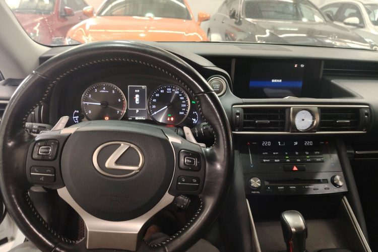雷克萨斯IS 2017款 300 锋尚版中控内饰7002