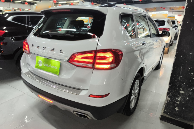 哈弗H6 2021款 运动版 1.5T 自动精英智联型 六边形格栅车身外观7