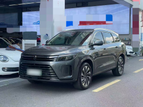 鸿蒙智行 问界M7 2022款 1.5T 四驱豪华版