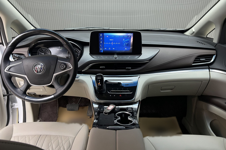 别克GL8 2023款 陆上公务舱 舒适型中控内饰7001