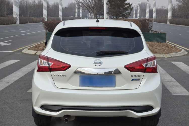 日产 骐达TIIDA 2019款 1.6L CVT智行版 国VI车身外观6004