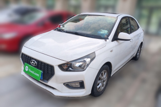 现代 瑞纳 2017款 1.4L 手动焕彩天窗版 国V