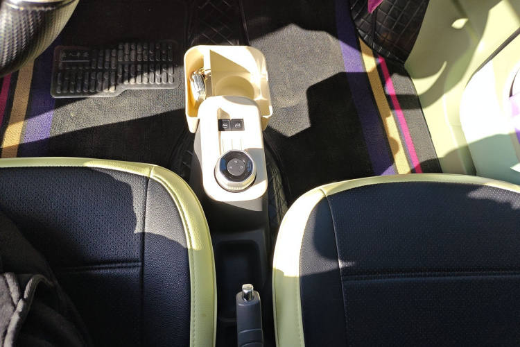 吉利银河 2025款 210km 熊猫骑士局部细节18