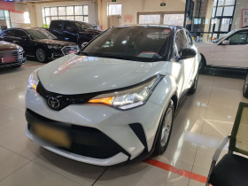 丰田C-HR 2022款 2.0L 舒适版