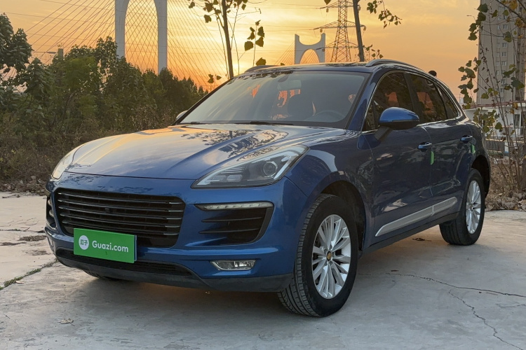 众泰SR9 2017款 2.0T 自动极致之路版车身外观1