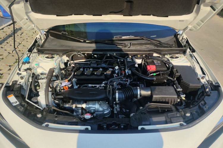 本田 思域 2022款 240TURBO CVT劲动版机舱底盘24