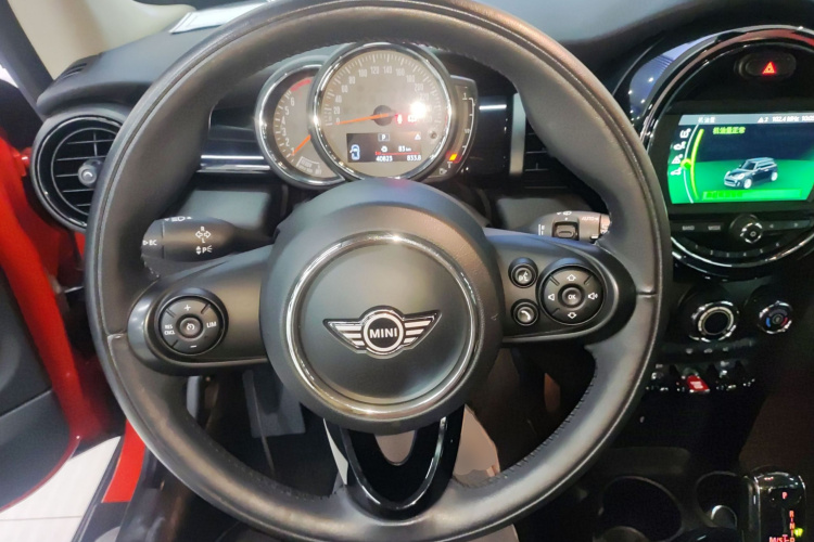 MINI 2018款 1.5T ONE PLUS中控内饰13