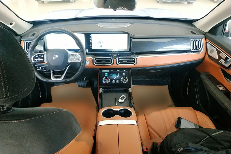 捷途山海L7 2024款 1.5T 120km  ULTRA 5座中控内饰7002