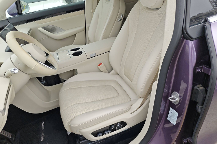 鸿蒙智行 智界R7 2024款 纯电 667km Max局部细节19