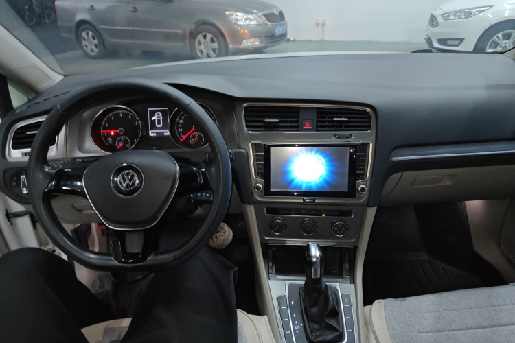 大众 高尔夫 2015款 1.4TSI 自动舒适型中控内饰12