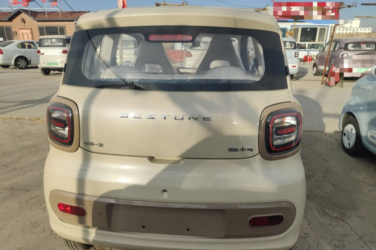 奔腾小马 2026款 222km 萌趣马 Plus车身外观6