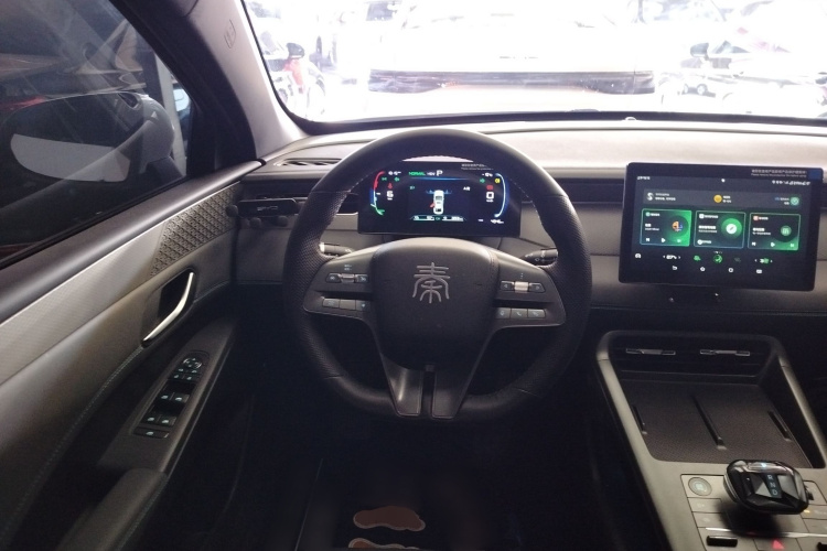比亚迪 秦PLUS 2025款 DM-i 智驾版 55KM领先型中控内饰13