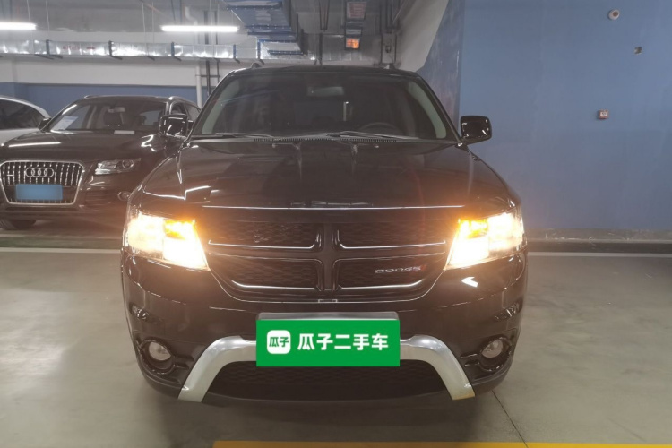 道奇 酷威 2014款 2.4L 两驱旅行版车身外观2