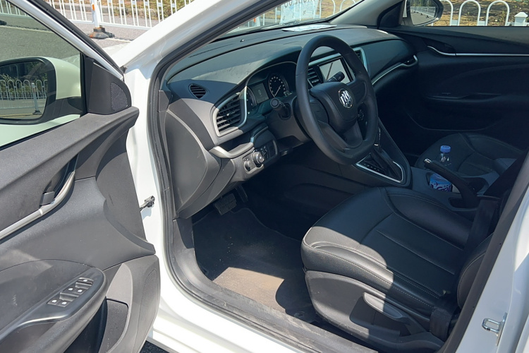 别克 英朗 2021款 1.3T 自动轻混动精英型中控内饰7001