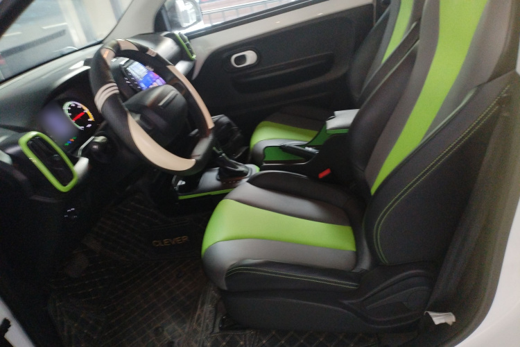 荣威 科莱威CLEVER 2021款 302km卓越版局部细节19