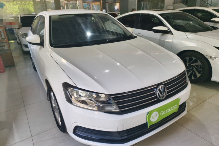 大众 朗逸 2017款 1.6L 自动风尚版车身外观3