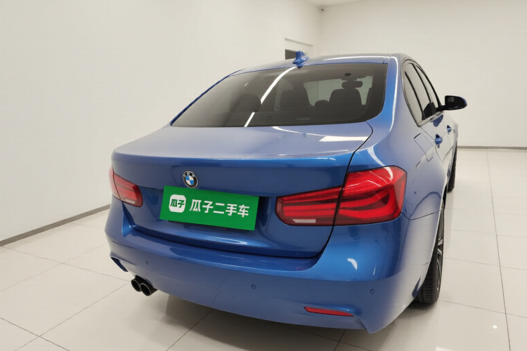 宝马3系 2018款 320i M运动套装车身外观6