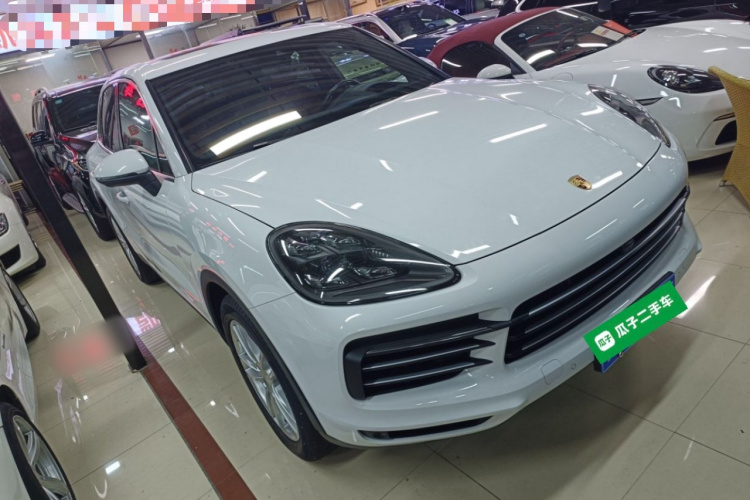 保时捷 2022款 Cayenne 3.0T 铂金版车身外观6002