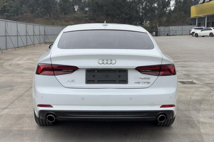 奥迪A5 2019款 Sportback 40 TFSI 时尚型车身外观6006