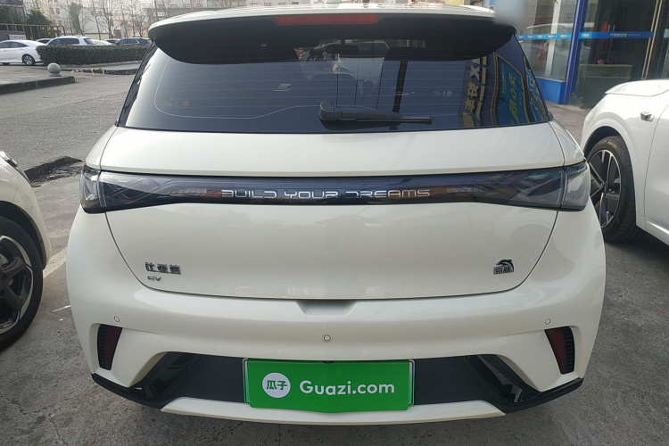 比亚迪 海豚 2023款 420km 自由版车身外观6