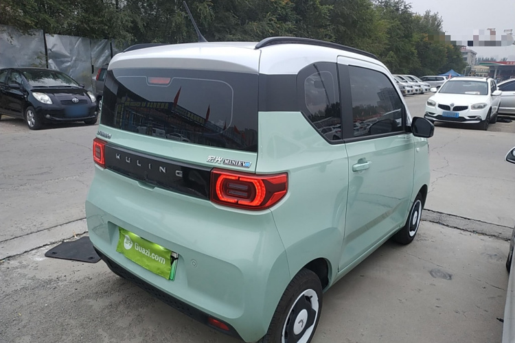 五菱汽车 宏光MINIEV 2022款 马卡龙臻享款 三元锂车身外观6005
