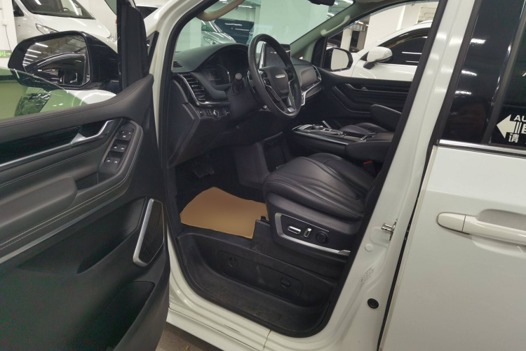 上汽大通MAXUS 大通G20 2021款 改款 PLUS 2.0T 汽油自动豪华版中控内饰7003