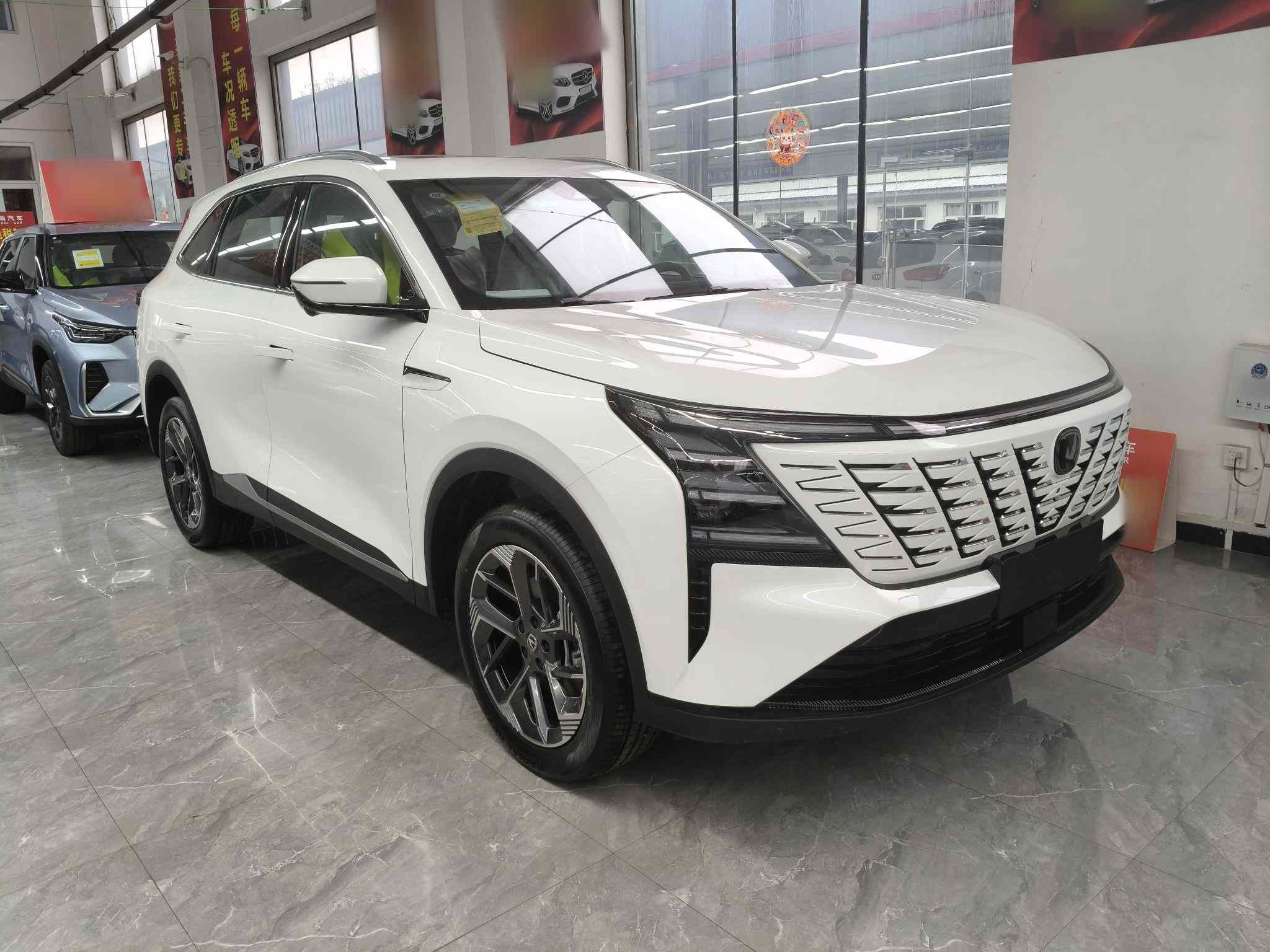 长安CS75 PLUS 2025款 第四代 1.5T 新蓝鲸 智慧鲸悦版(3)