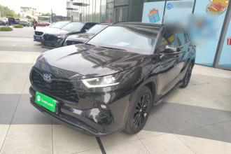 丰田 汉兰达 2023款 2.5L智能电混双擎四驱骑士版 7座