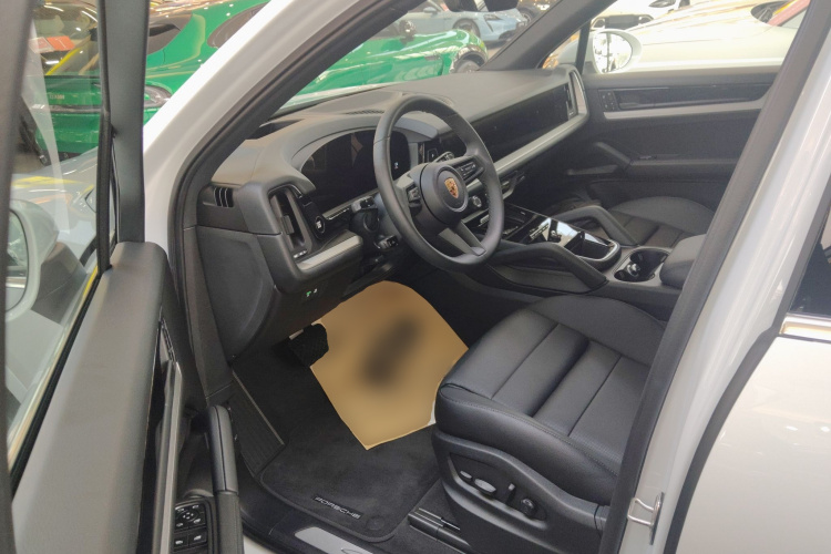 保时捷 2024款 Cayenne 3.0T中控内饰20
