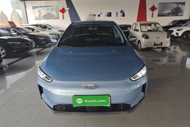 吉利几何C 2020款 优选续航版 400KM C+ Pro车身外观2