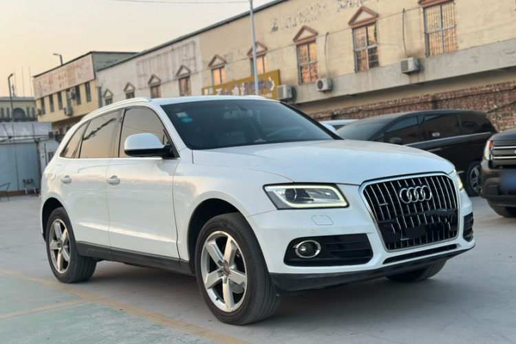 奥迪Q5 2016款 40 TFSI 技术型车身外观6001