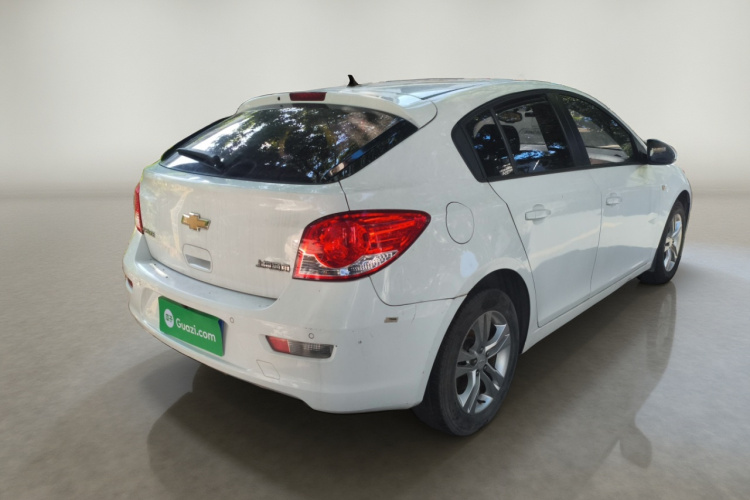 雪佛兰 科鲁兹 2013款 掀背 1.6L 自动豪华型车身外观7