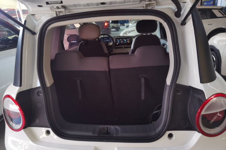 长安启源 长安Lumin 2022款 210km 香甜款机舱底盘23