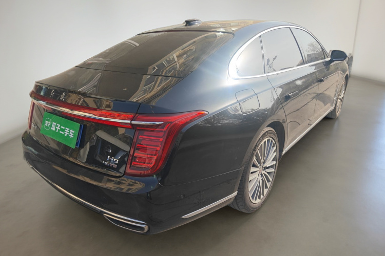 红旗H9 2020款 2.0T 智联旗畅版车身外观7