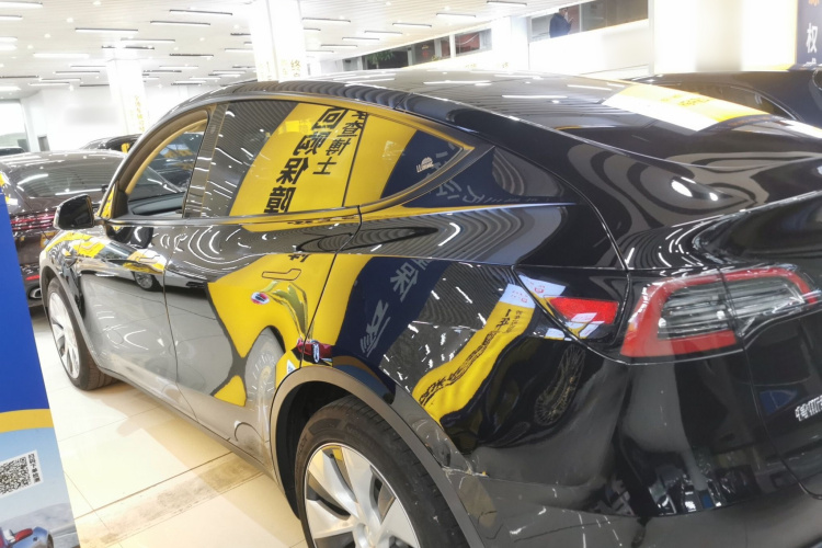 特斯拉 Model Y 2021款 标准续航后驱版车身外观6003