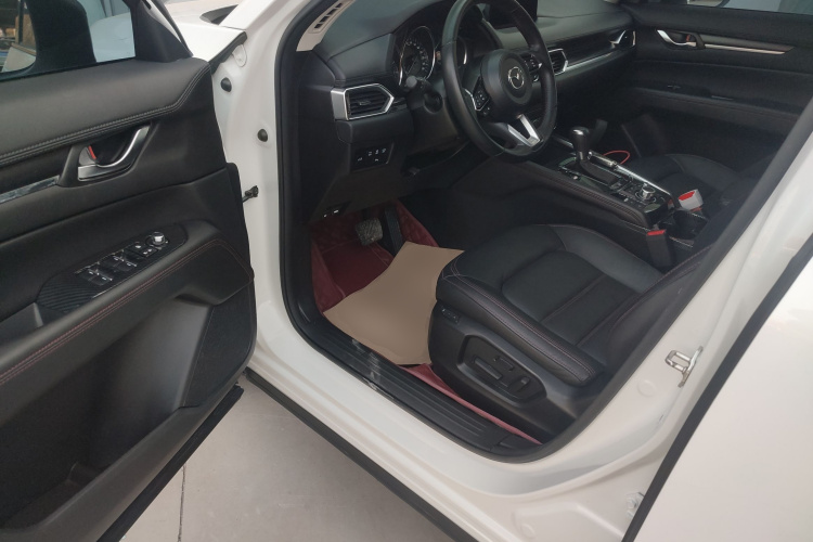 马自达CX-5 2021款 2.5L 自动两驱黑骑士中控内饰20