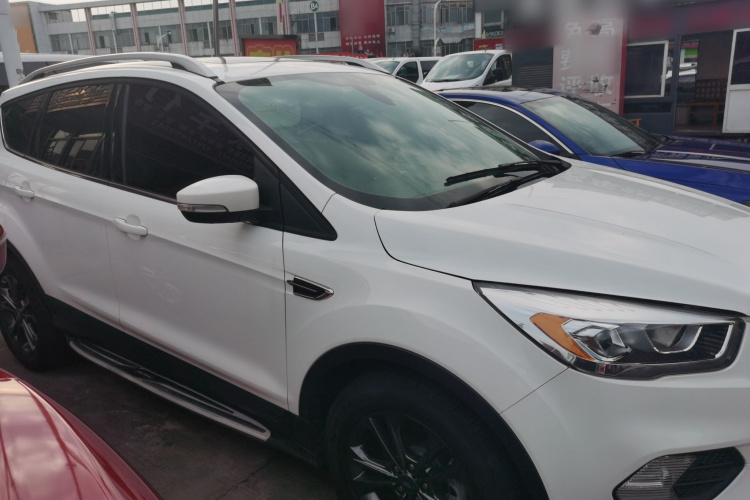 福特 翼虎 2019款 EcoBoost 180 两驱铂翼型 国VI车身外观6002