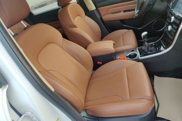 哈弗H2 2017款 红标 1.5T 手动两驱豪华型局部细节41