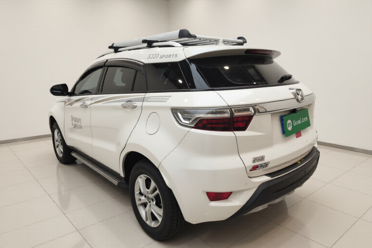 江铃 驭胜S330 2016款 1.5L GTDi 自动两驱舒适版车身外观5