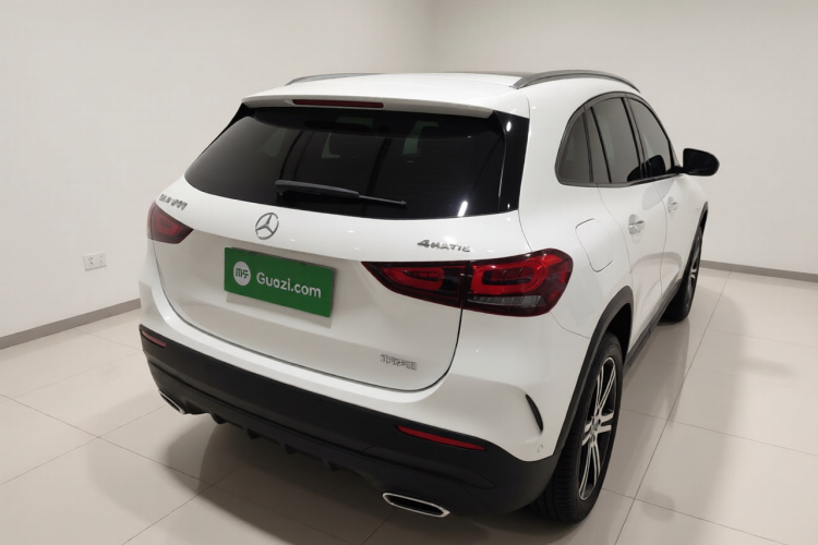 奔驰GLA 2020款 GLA 200 4MATIC车身外观7